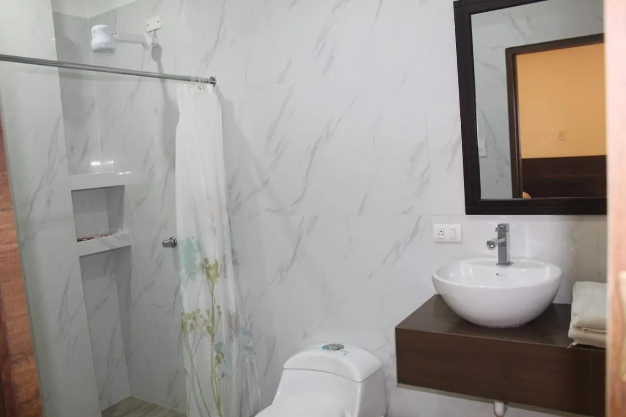 Szálloda Dc Suites Aeropuerto Guayaquil