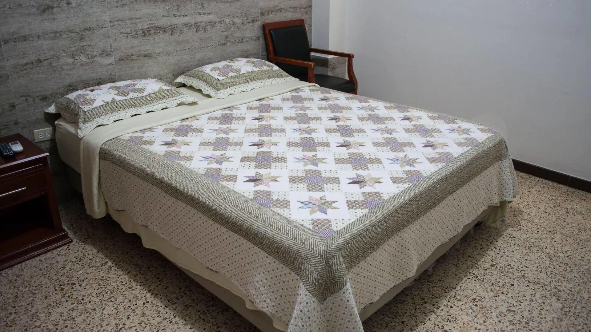 Dc Suites Aeropuerto Guayaquil 0*,