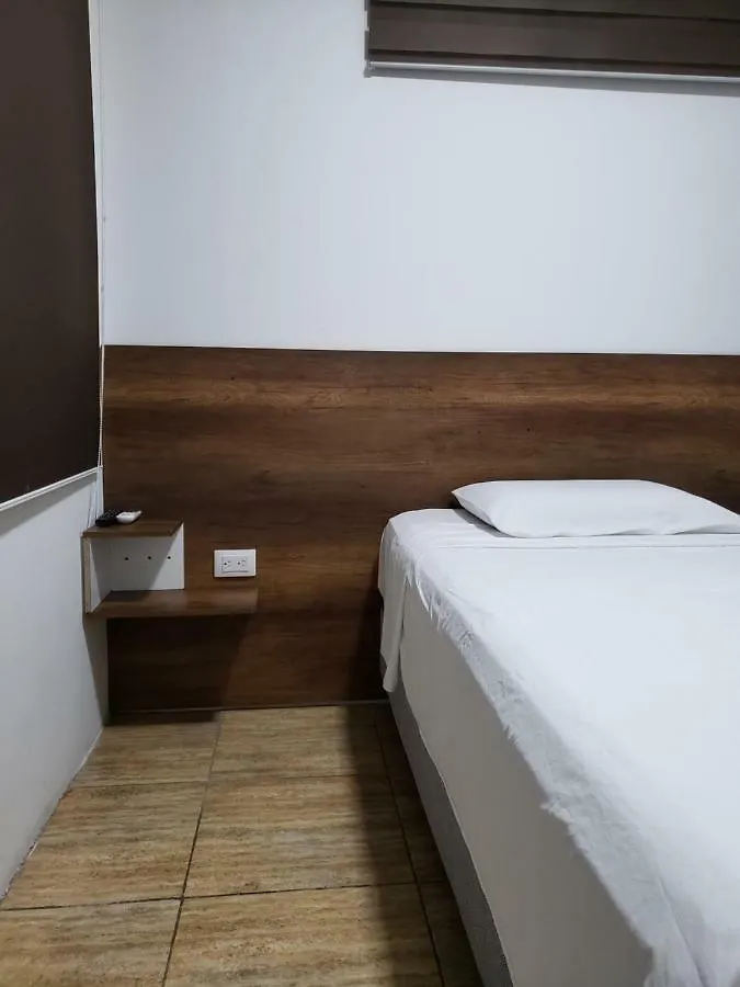 Szálloda Dc Suites Aeropuerto Guayaquil Ecuador