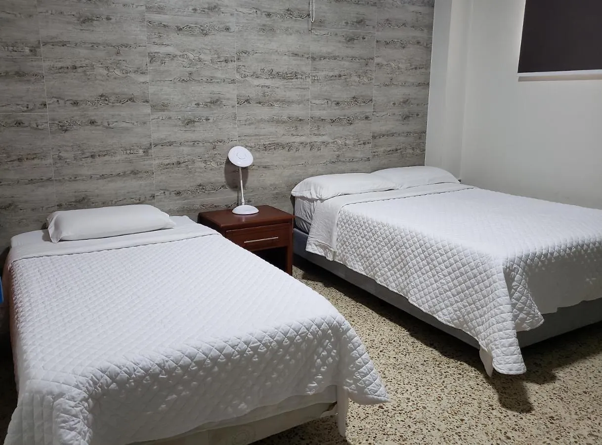 Dc Suites Aeropuerto Guayaquil 0*,