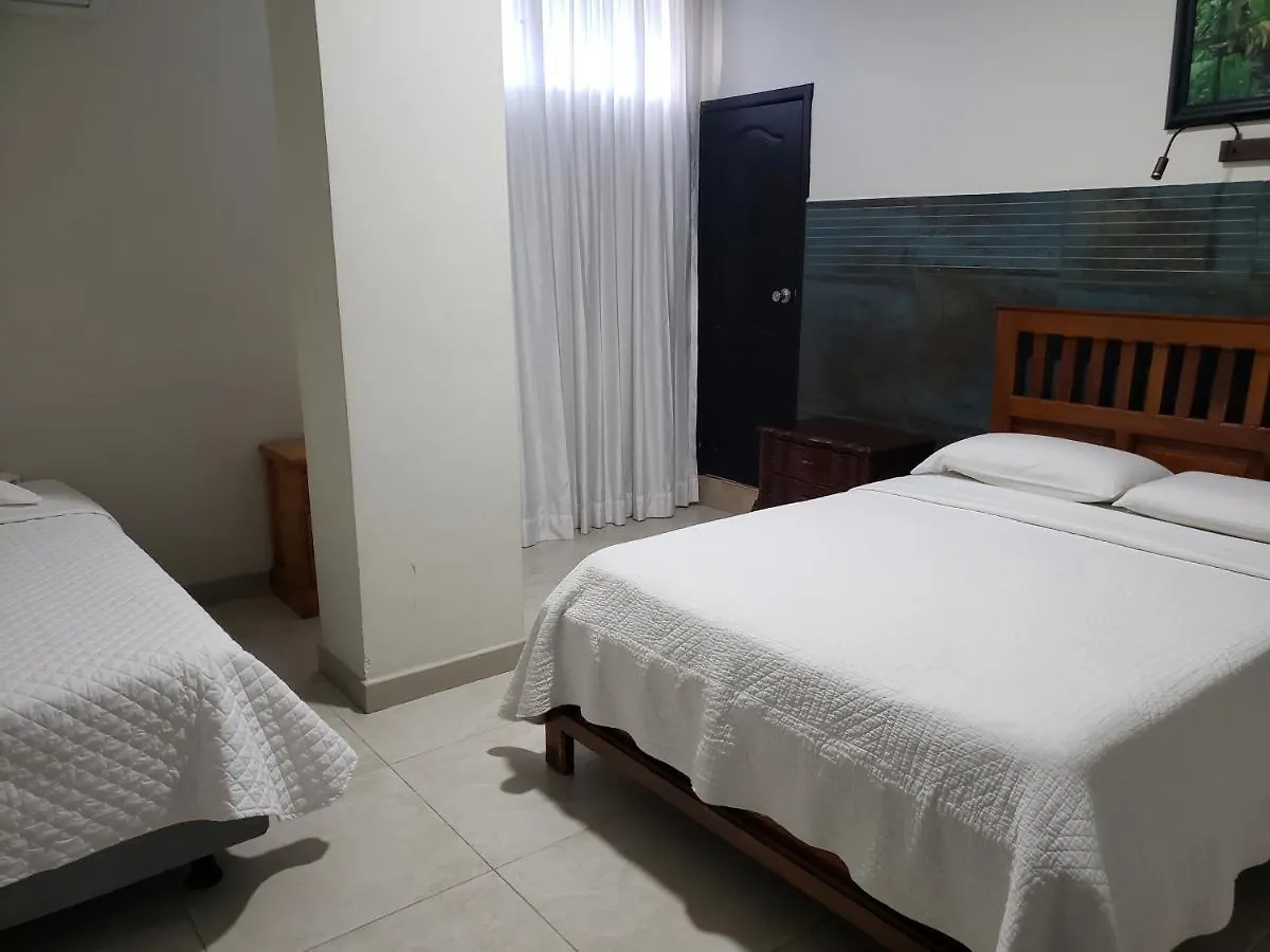 Szálloda Dc Suites Aeropuerto Guayaquil Ecuador